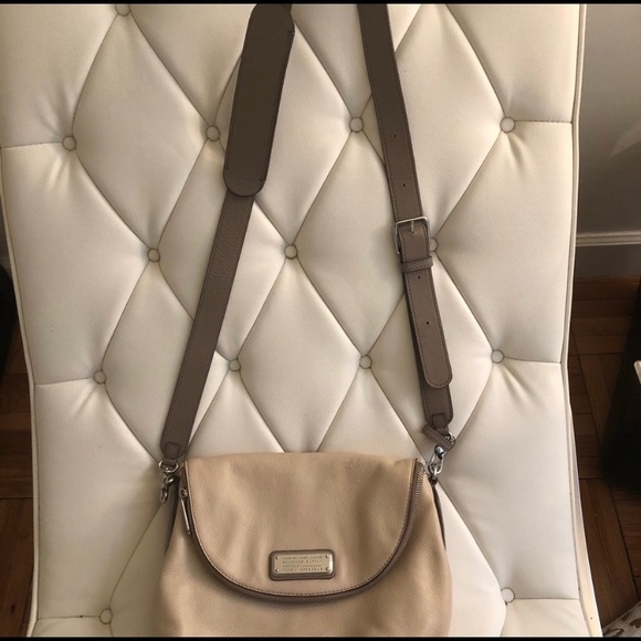 🌟❗️SOLD❗️🌟 Marc by Marc Jacobs handbag - Picture 2 of 11